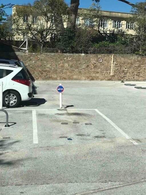 Apartamento Les Pieds Dans L'Eau La Seyne-sur-Mer Exterior foto